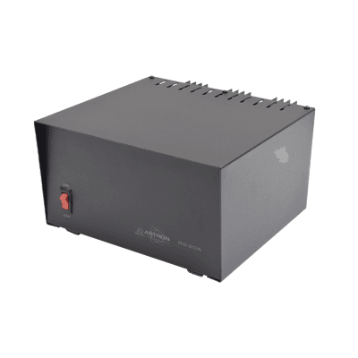 Fuente de Poder Lineal / 13.8 Vcc 20 A / Regulación Electrónica / Protección Sobrecarga / Disipador Térmico / Radios 50W