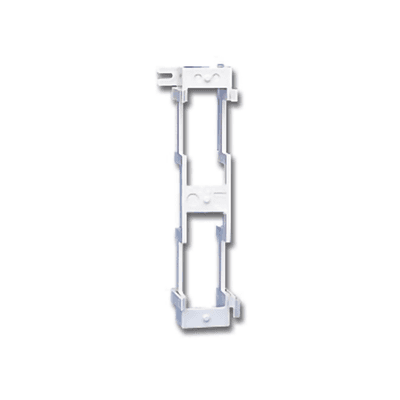 Bracket para Montaje de Regleta S66, Acepta 1 Regleta M150 y 1 Conector de 25 Pares de Cada Lado
